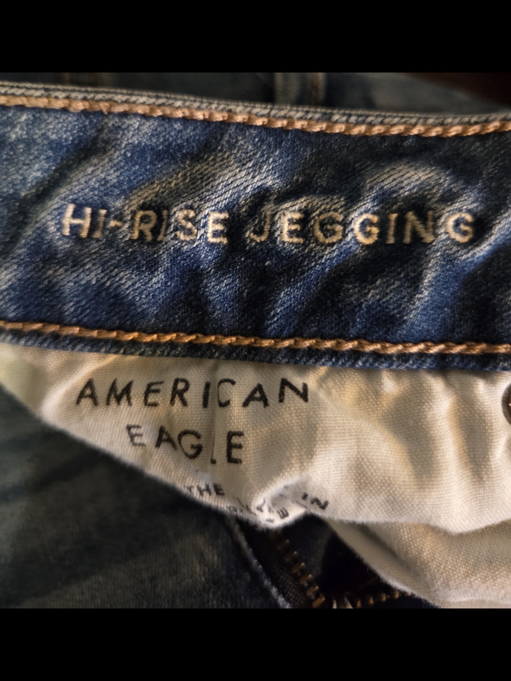 American Eagle Outfitters Women’s Blue Distressed Jeggings EUC SIZE 10 - Picture 4 of 6